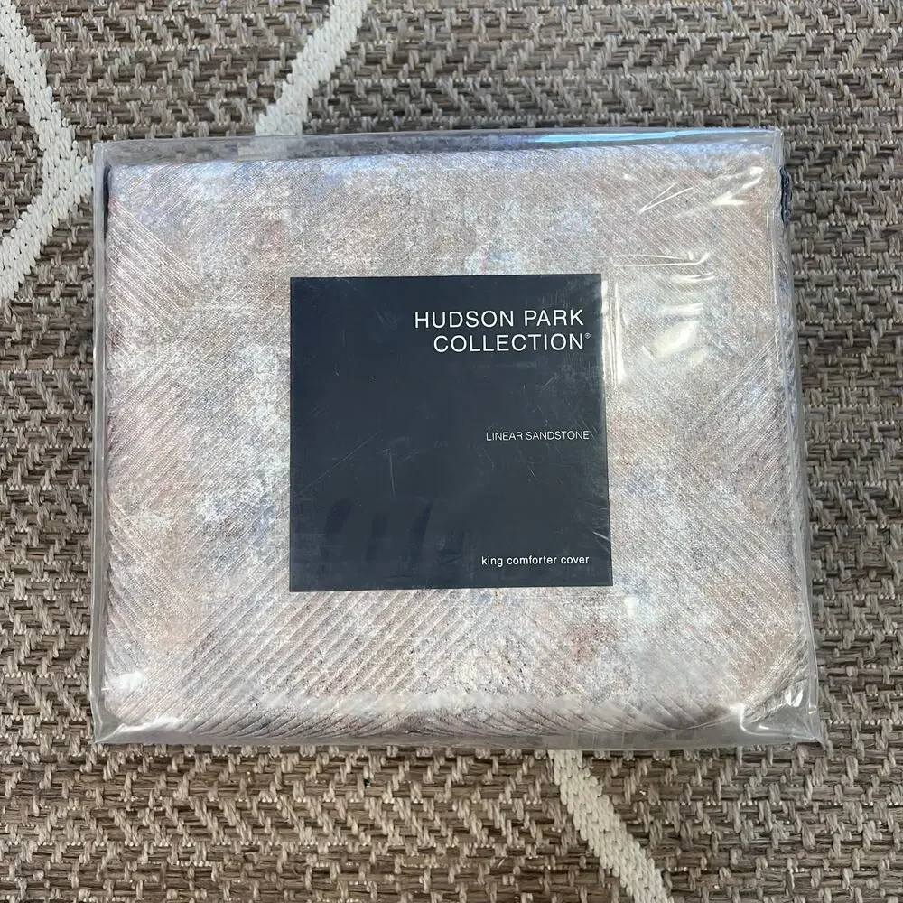 Hudson Park Collection King Comforter Cover - Linear Sandstone
